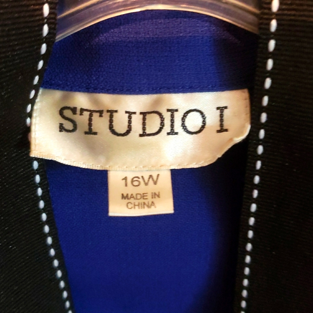 Studio I Blazer - Picture 13 of 14